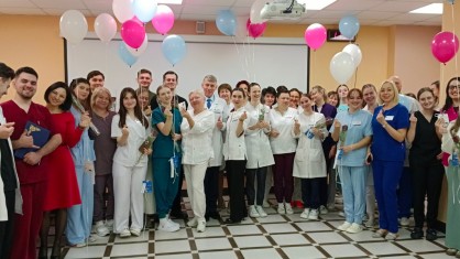 «Сгорая сам, свети другим»: в Брестской детской областной больнице посвятили в профессию 15 молодых специалистов